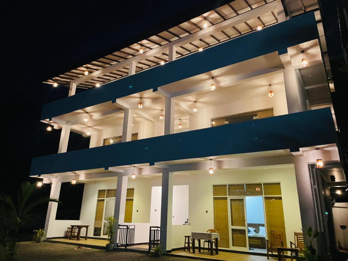 Dk Zur Einkehr Hotel อาฮานกามา ภายนอก รูปภาพ
