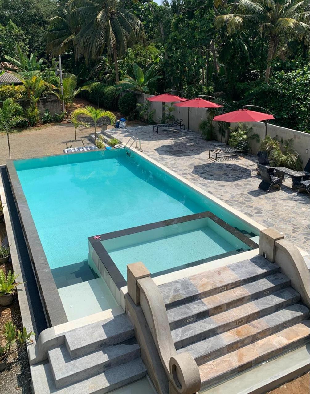 Dk Zur Einkehr Hotel อาฮานกามา ภายนอก รูปภาพ