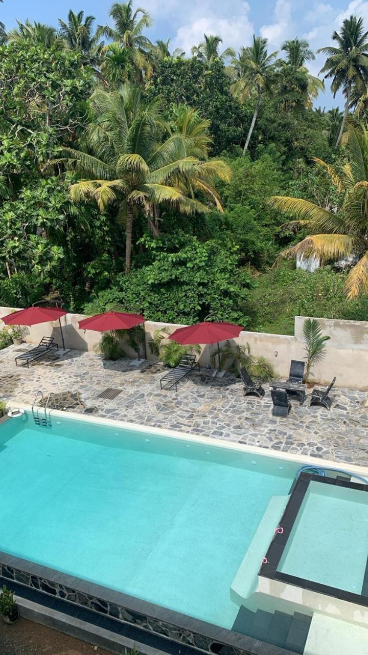 Dk Zur Einkehr Hotel อาฮานกามา ภายนอก รูปภาพ
